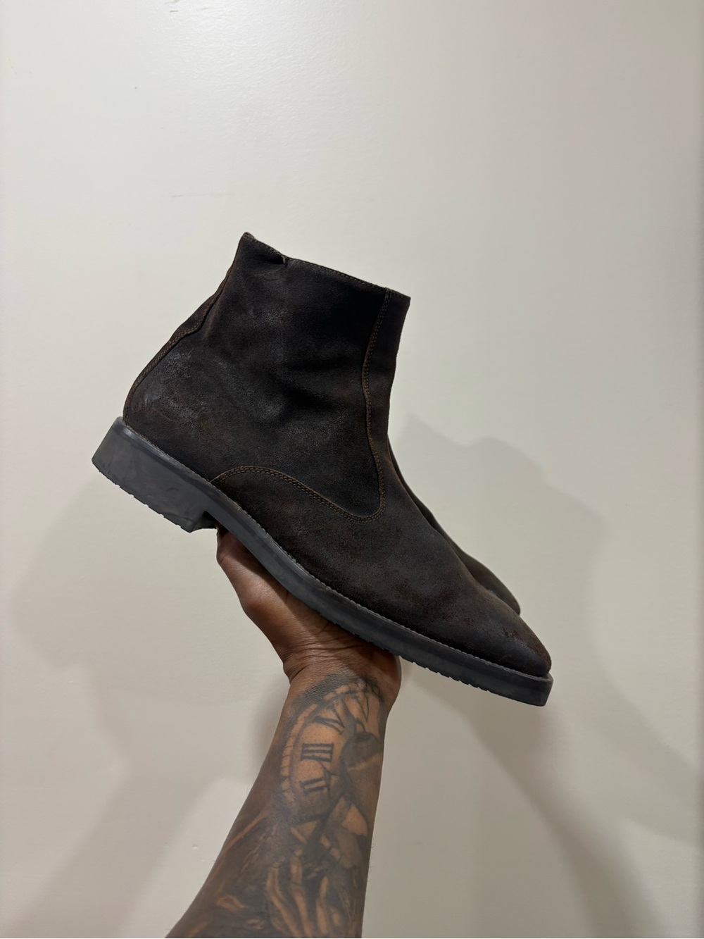 Classic Leather Chelsea Boots
